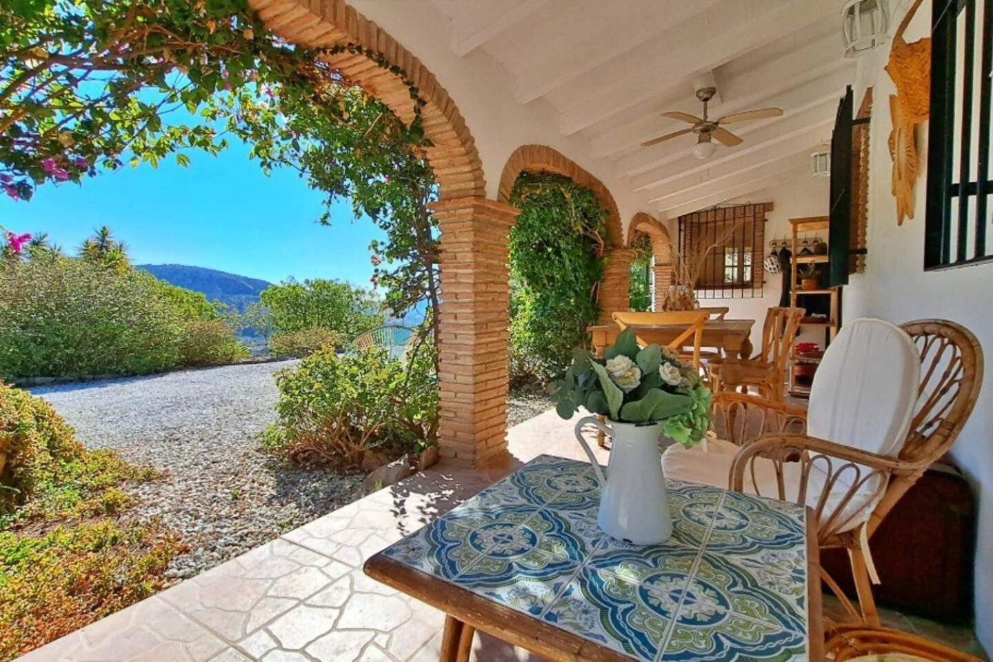 La Perla Andaluza Villa Alcaucín Exterior foto
